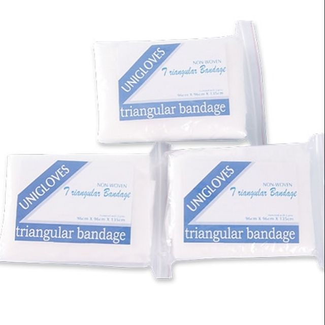 Triangular bandage